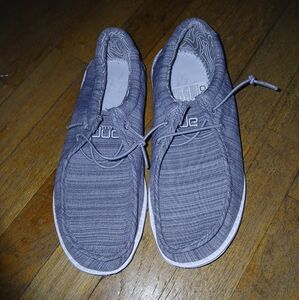 Gray heydudes size Y6